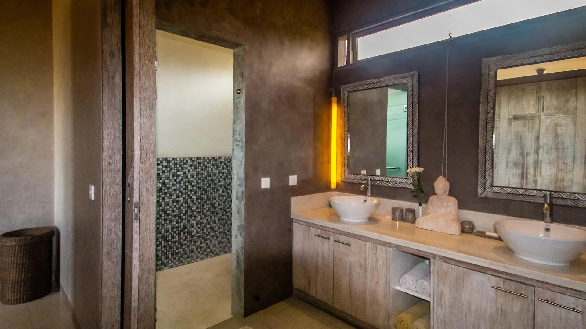 Villa Lisa Seminyak  0*, Seminyak (Bali)